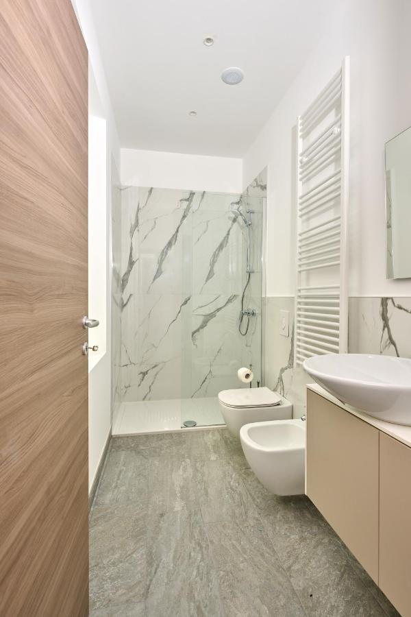 Ca Del Lasco - Modern Apartments In Classic Villa 贝拉诺 外观 照片